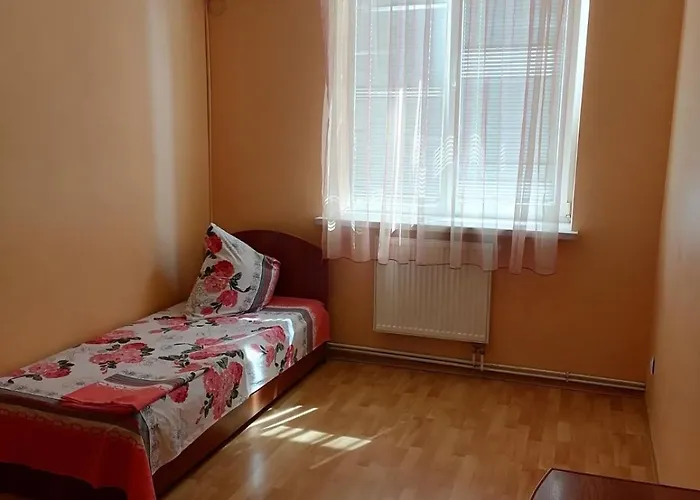 український дворик Готель *