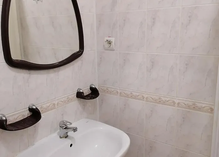 український дворик Готель Львів