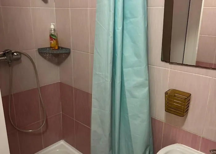 український дворик Готель Львів